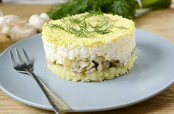 Салат «Грибы под шубой» - традиционный рецепт с пошаговыми фото