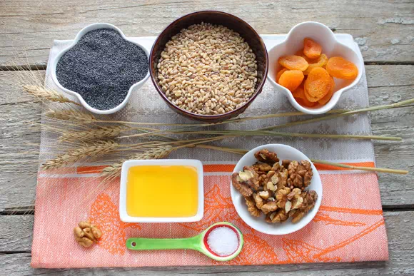 Кутья из пшеницы с медом - традиционный рецепт с пошаговыми фото