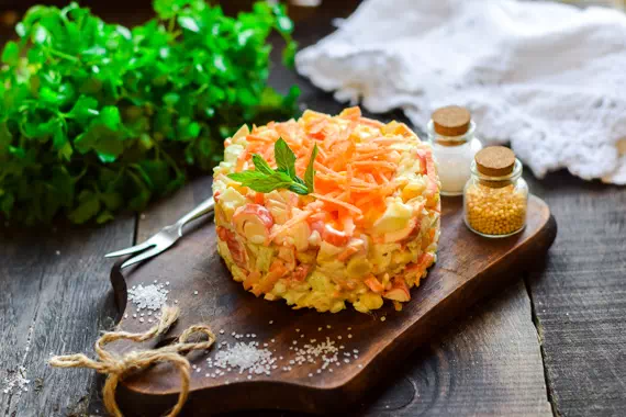 Крабовый салат с морковью - пошаговый рецепт с фото