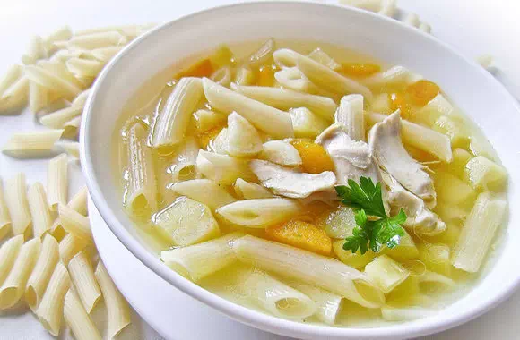 Куриный суп с макаронами - простой рецепт