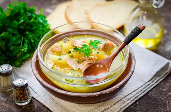Рыбный суп из горбуши - классический рецепт с фото