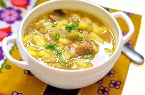 Гороховый суп с тушёнкой - пошаговый рецепт