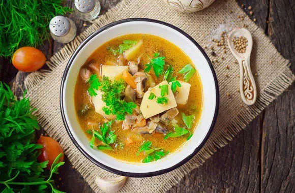Грибной суп из шампиньонов - классический рецепт с фото