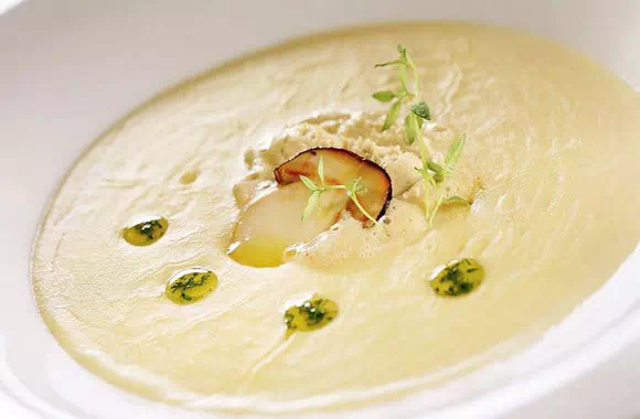 Суп-пюре из белых грибов со сливками
