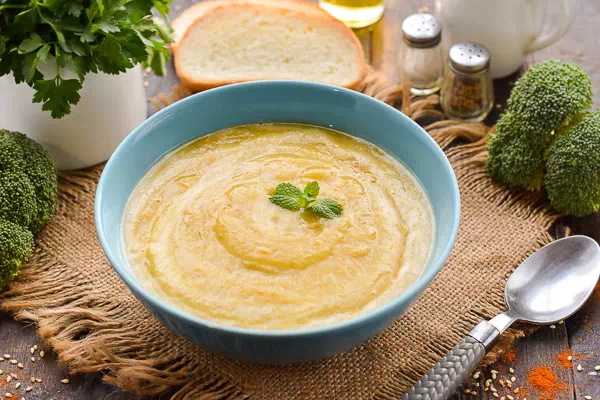 Суп-пюре из брокколи - классический рецепт с пошаговыми фото