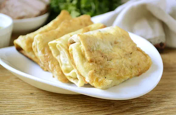 Конвертики из лаваша с сыром и яйцом - быстрый рецепт с пошаговыми фото