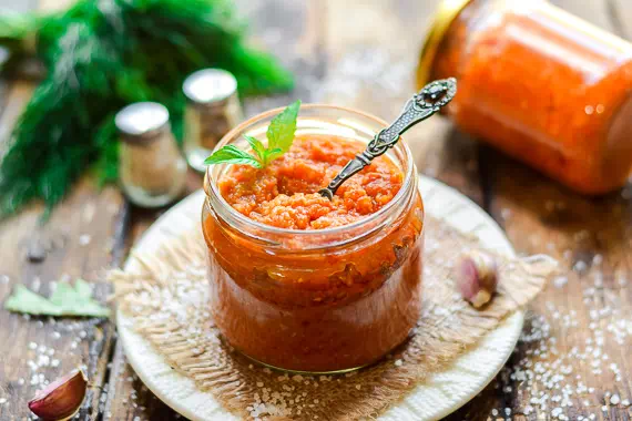 Вкуснейшая кабачковая икра с томатной пастой - два лучших рецепта с пошаговыми фото