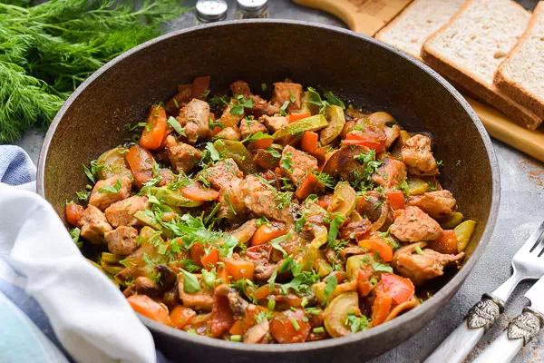 Свинина с овощами на сковороде быстро и очень вкусно - классический пошаговый рецепт с фото от Алены Каменевой