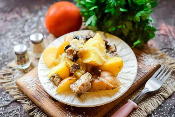 Свинина в духовке с картошкой и грибами - очень простой рецепт с пошаговыми фото