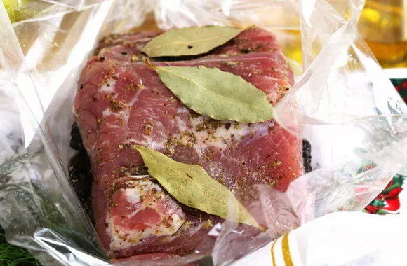 Мясо в пакете для запекания в духовке