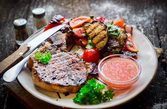 Мясо с баклажанами и помидорами в духовке - простой рецепт с пошаговыми фото