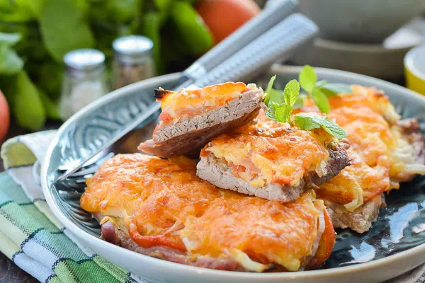 Мясо по-французски без картофеля - очень простой рецепт с пошаговыми фото