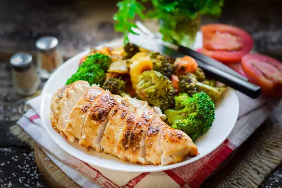 Вкуснейшее куриное филе с овощами в духовке - очень простой рецепт с пошаговыми фото