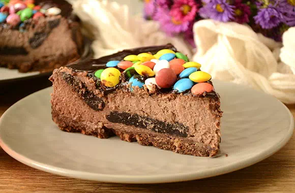 Вкуснейший шоколадный чизкейк с выпечкой и без выпечки - два пошаговых рецепта с фото