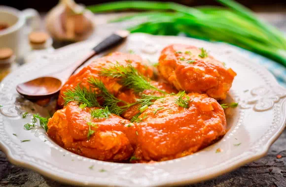 Ленивые голубцы в духовке в томатном соусе - классический рецепт с пошаговыми фото