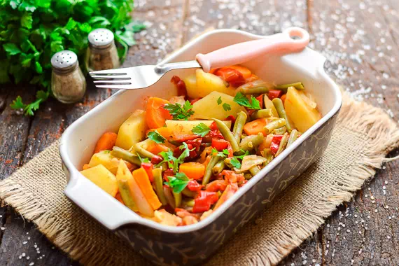 Овощное рагу с картошкой - два самых простых рецепта с пошаговыми фото